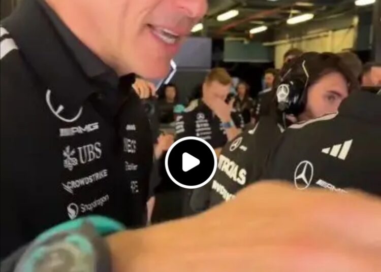  “Toto’s Secret Advice Changed Everything!” Mercedes Young Superstar Reveals the Powerful Hint That Helped Him Shine at the Australian Grand Prix