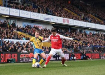 BREAKING: ‘Exactly What We Don’t Want’ – Arsenal Fans Left in Terror by Arteta’s Sub Against Mansfield After Worrying Injury Blow